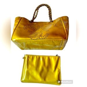 CHANEL  Enamel Yellow triple CC logo Tote bag w/ Pouch  & unbranded dust bag 🔥